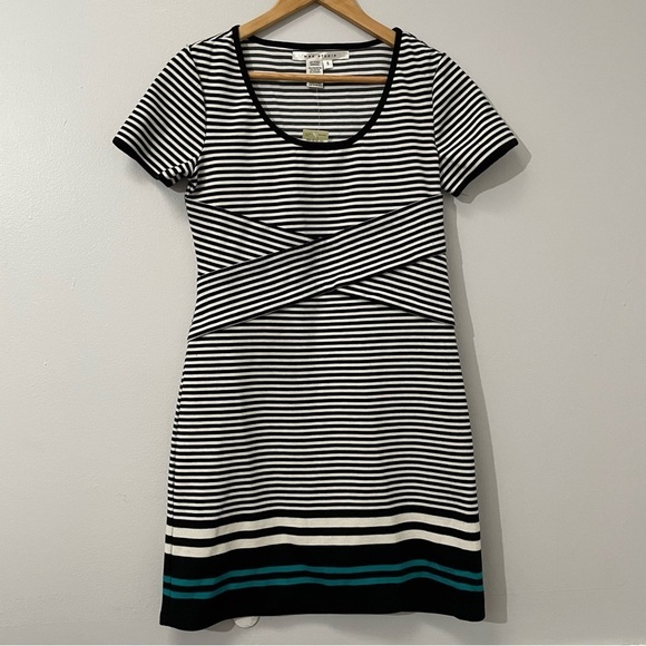 Studio M Dresses & Skirts - NWT Max Studio Short Sleeve Striped Knit Dress Small